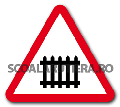 Trecere la nivel cu o cale ferată cu bariere sau semibariere
