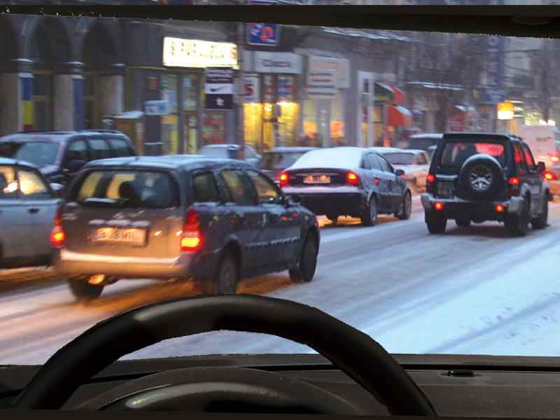 To drive on an icy road, it is recommended to equip the car with: