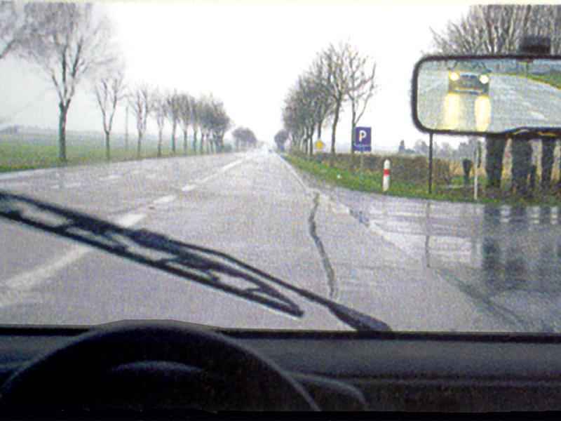 Pe ploaie veți aprinde luminile de ceață din spate?