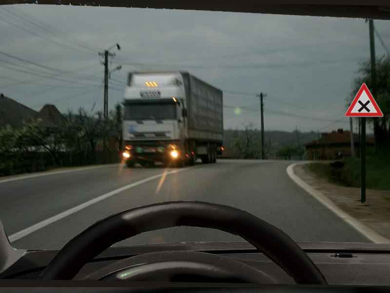 In the given situation, in order to signal your presence, will you alternately switch the high beam lights with the low beam lights?